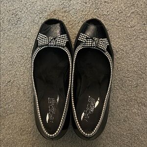 Aerosols Heel Rest Open Toe Pumps